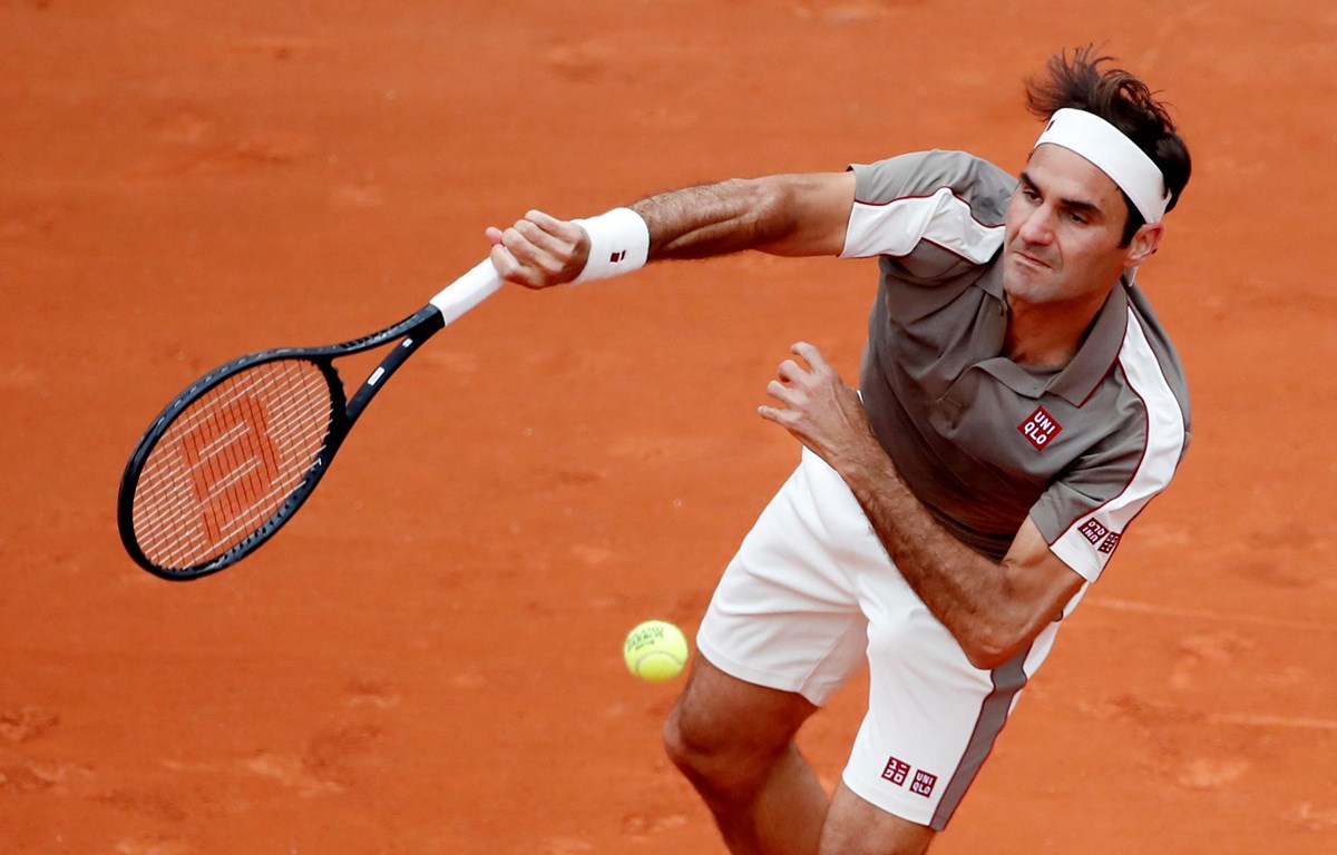 Roger Federer trải qua vòng 1 xuất sắc tại Roland Garros