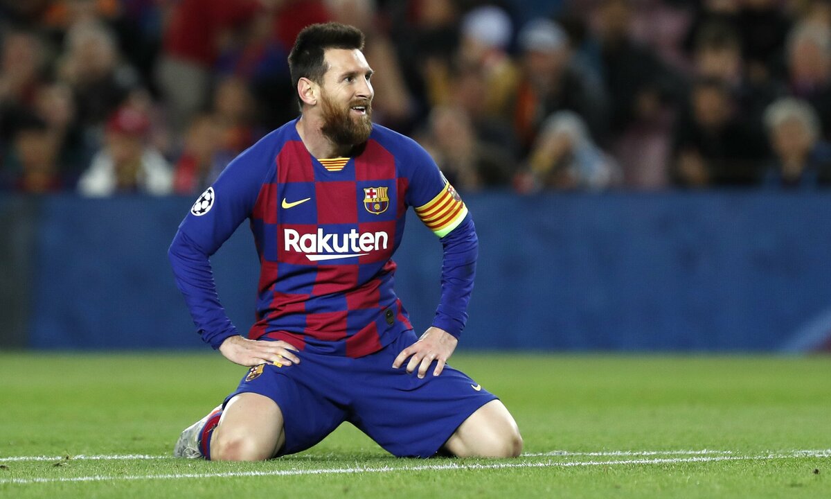 Lionel Messi thông báo muốn rời Barca