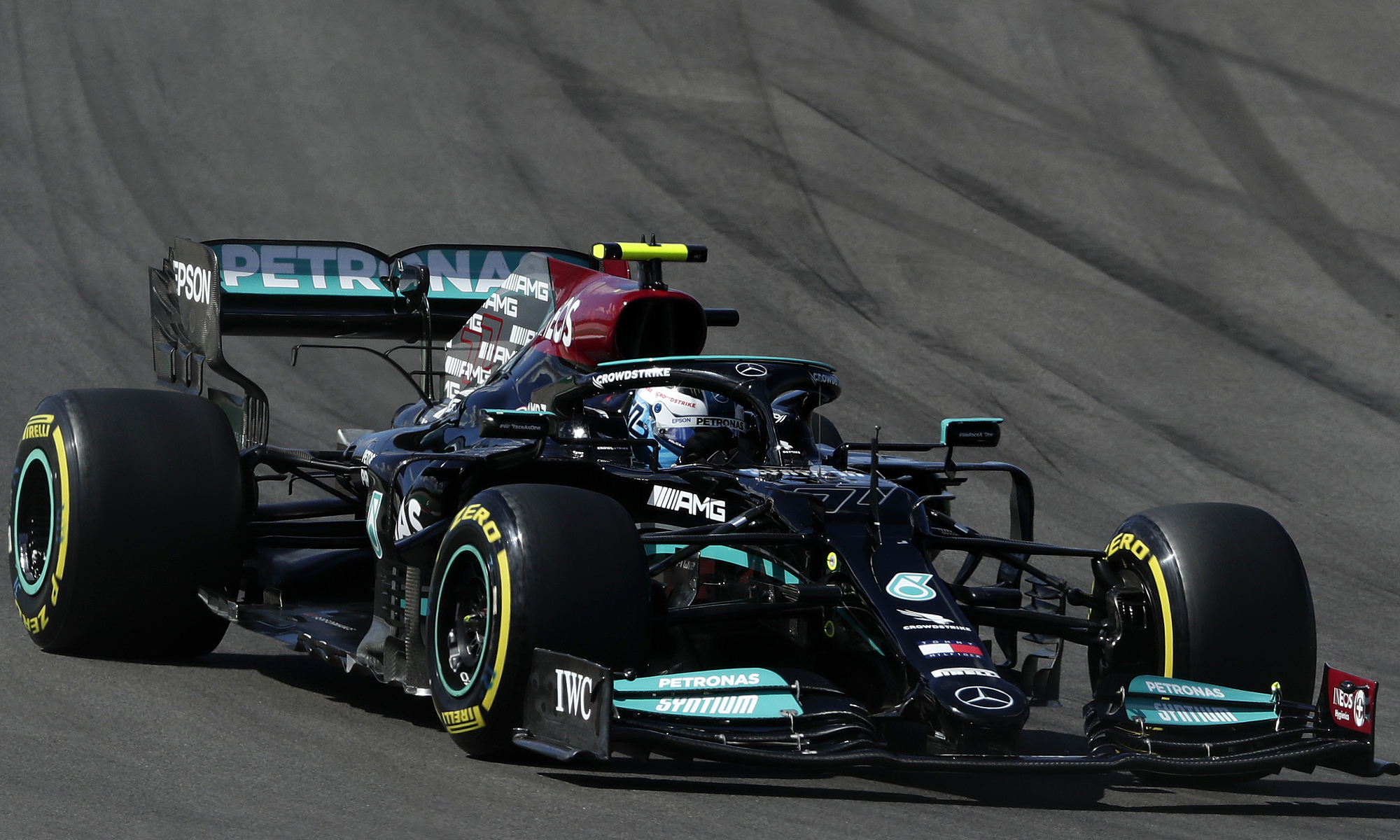 Lewis Hamilton muốn bắt đầu công việc ở Mercedes sớm