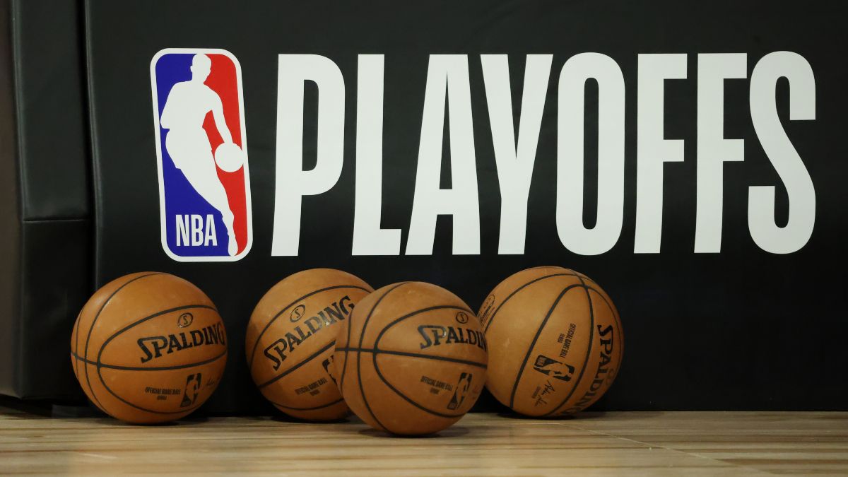 NBA Playoffs - giải bóng rổ miền Đông và miền Tây